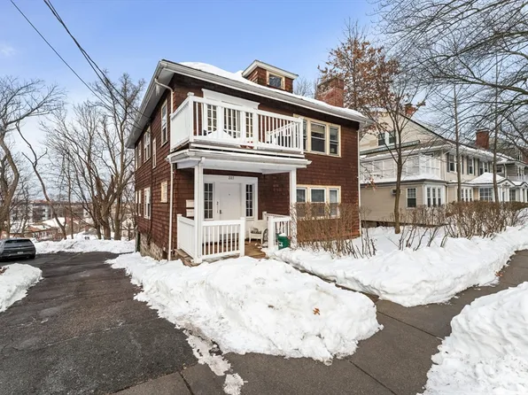 227 Winchester St #A, Brookline, MA 02446