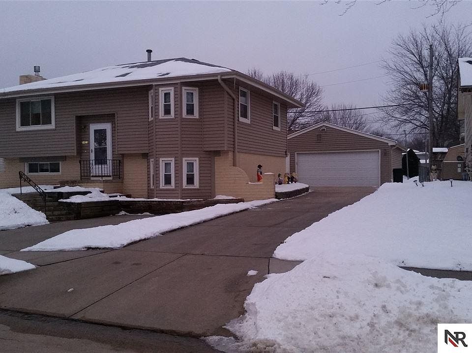 1st image of 8401 S 50th St