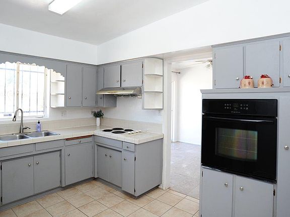 5th image of 5743 E 10th St