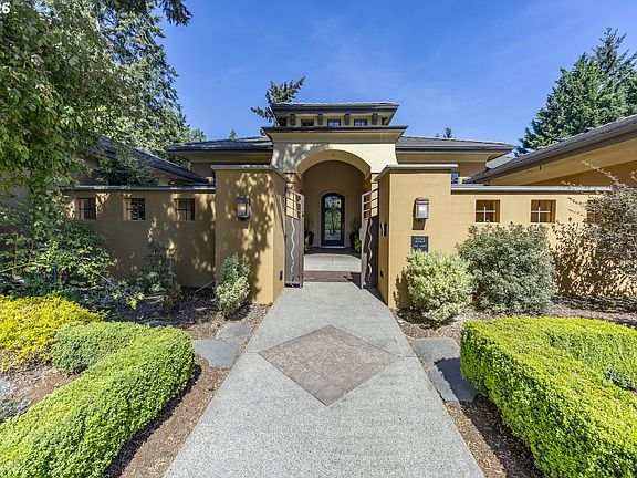 3rd image of 2325 Park Grove Dr