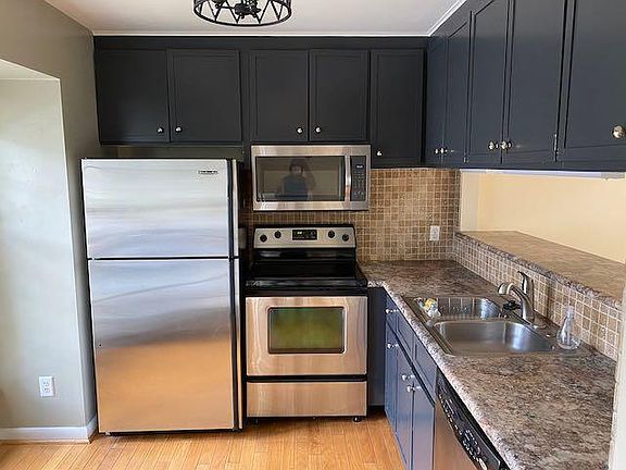2nd image of 3012 Winterberry Dr