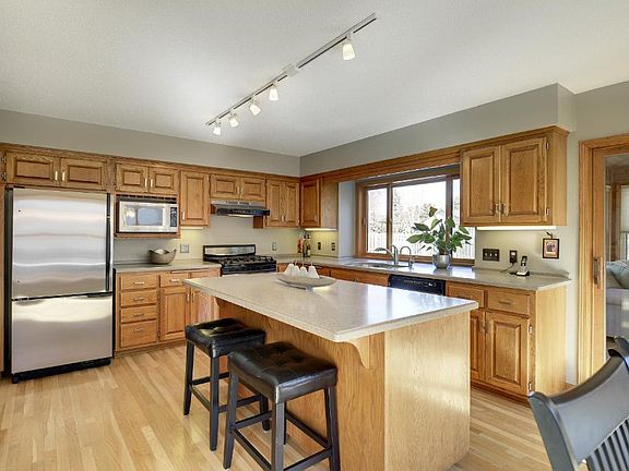 2nd image of 4190 Willow Wood Dr