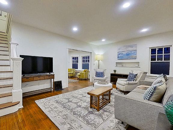 5th image of 2236 Griffin Ave