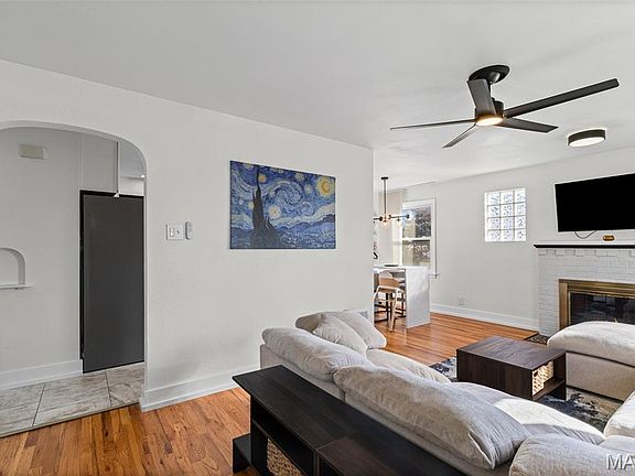 4th image of 9319 Lenard Ct
