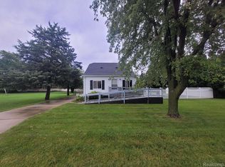 923 Fountain St, Monroe, MI 48161