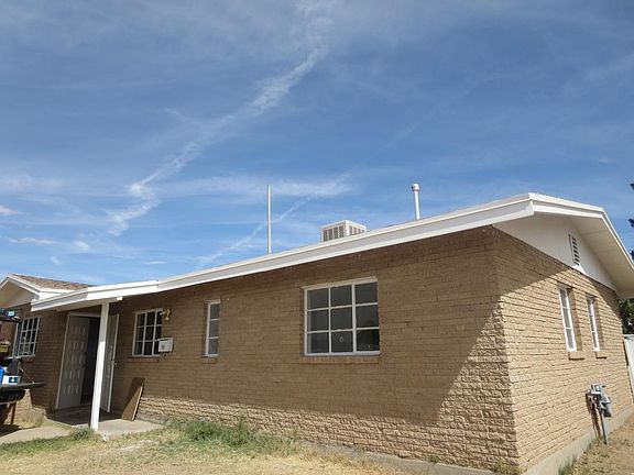 2nd image of 4907 Wichita Cir