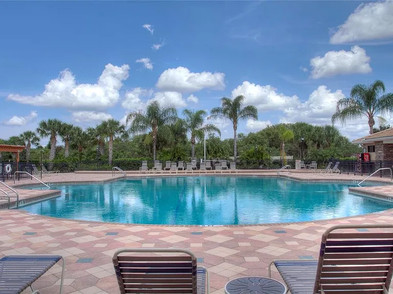 905 Fairway Cove Ln #205 — Photo 33