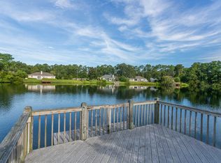 405 Hidden Lakes Ln, Brunswick, GA 31525