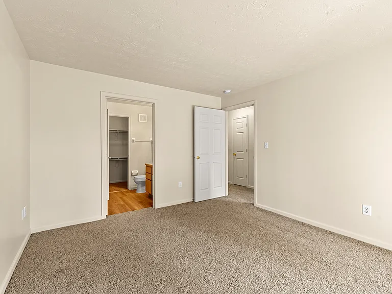 Springview Apartments — Photo 100