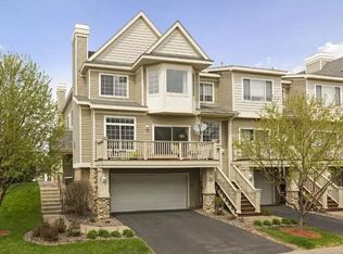 2451 Eagle Trace Ln #2451, Saint Paul, MN 55129