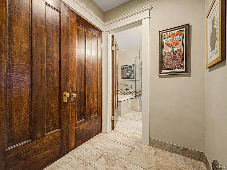 615 N Emerson St — Photo 26