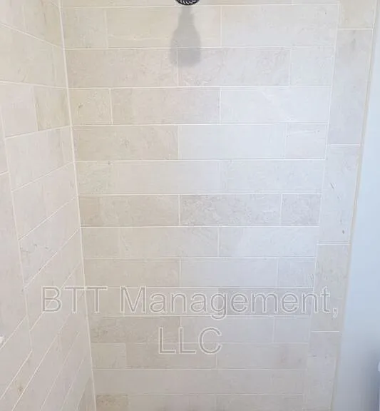 8802 Plymouth St #6 — Photo 35