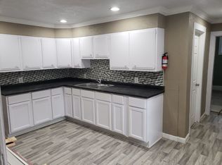 1012 7th St E, Saint Paul, MN 55106