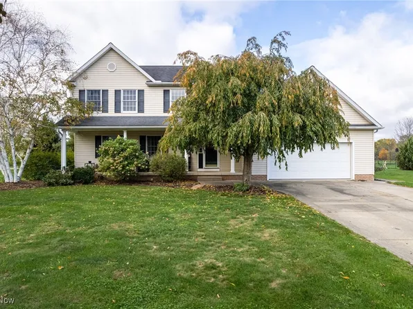 210 Evergreen Dr, Creston, OH 44217