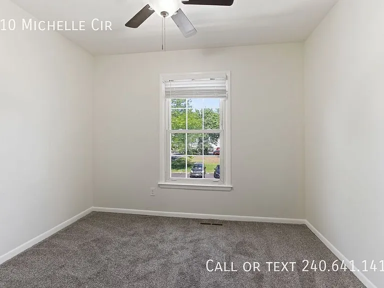 210 Michele Cir — Photo 15