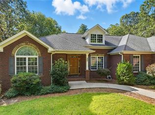 257 Foothills Dr, Cleveland, GA 30528