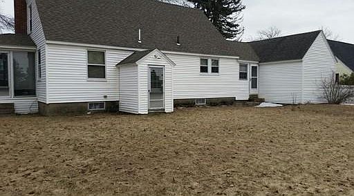 2nd image of 437 Johnson St