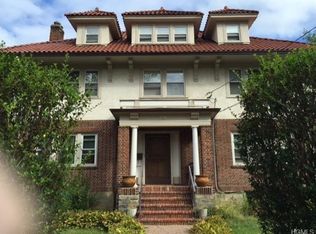 225 Coligni Ave, New Rochelle, NY 10801