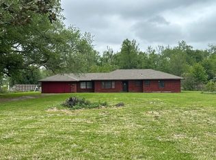 2701 Maplewood Dr, Sulphur, LA 70663