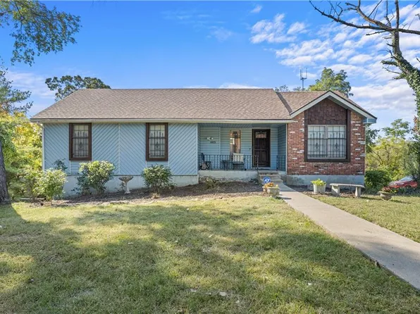6615 E 51st Ter, Kansas City, MO 64129