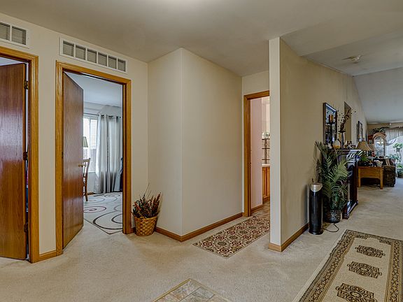 4th image of 13180 W Bucksburn Ln