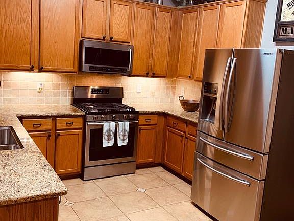 3rd image of 2122 Sugar Hill Dr