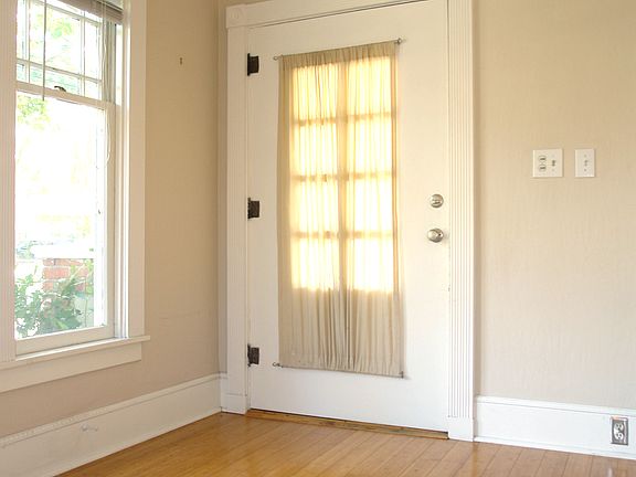 4th image of 115 N Buena Vista Ave