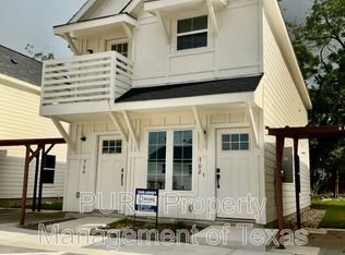 2002 W 2nd St UNIT 702, Taylor, TX 76574