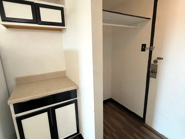 Gray Street Square, 605 N Gray St #226, Killeen, TX 76541