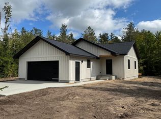 951 Krys Rd, Gaylord, MI 49735