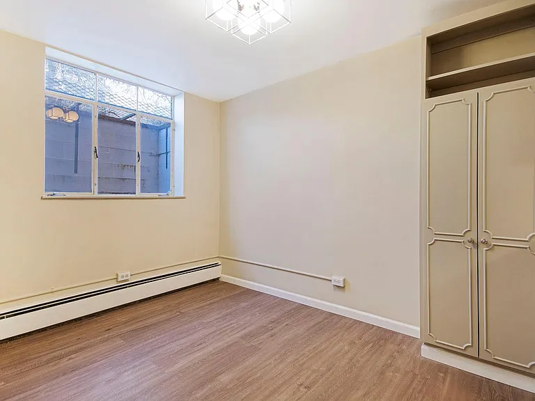1375 N Williams St #207 — Photo 9