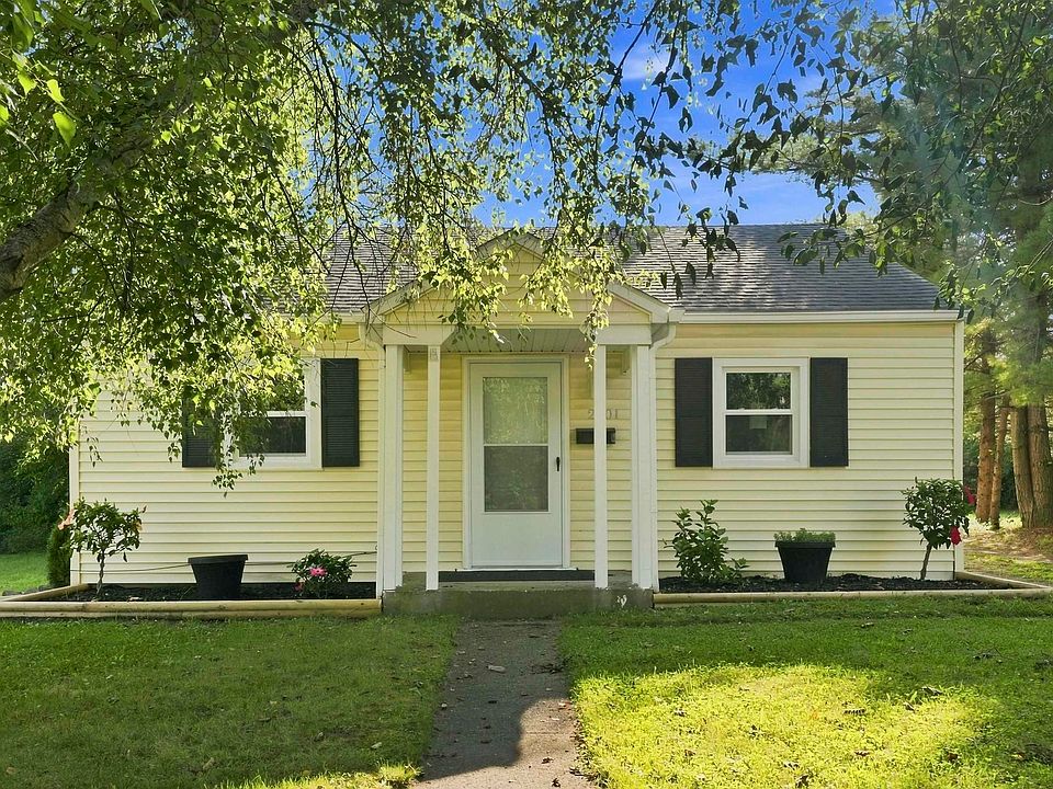 1st image of 2101 Shadybrook Dr