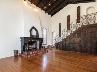 2030 Vine St, Los Angeles, CA 90068