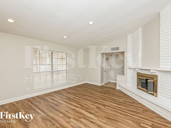 2nd image of 3724 Mulberry Ln