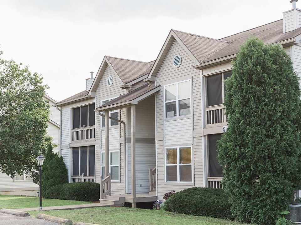 1st image of 1002 Village Dr #1002
