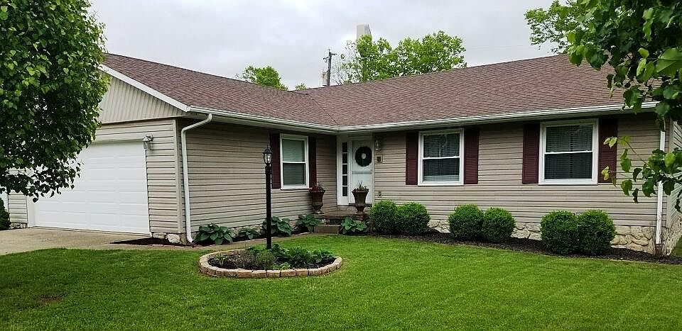 1st image of 1580 E Algonquin Dr