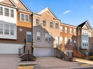 6215 Split Creek Ln, Alexandria, VA 22312