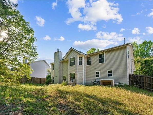 2130 Boulder Gate Dr, Ellenwood, GA 30294