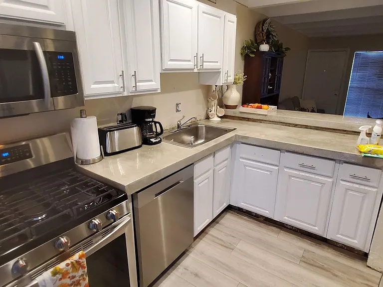 3525 Rebecca Ln #B — Photo 16