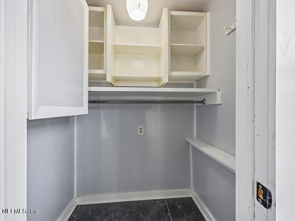 5th image of 1529 BELMONTE Avenue