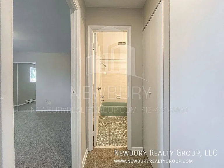 1459 Poplar St #10 — Photo 15
