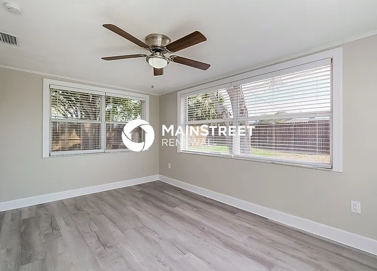 12906 Kings Manor Ave — Photo 6