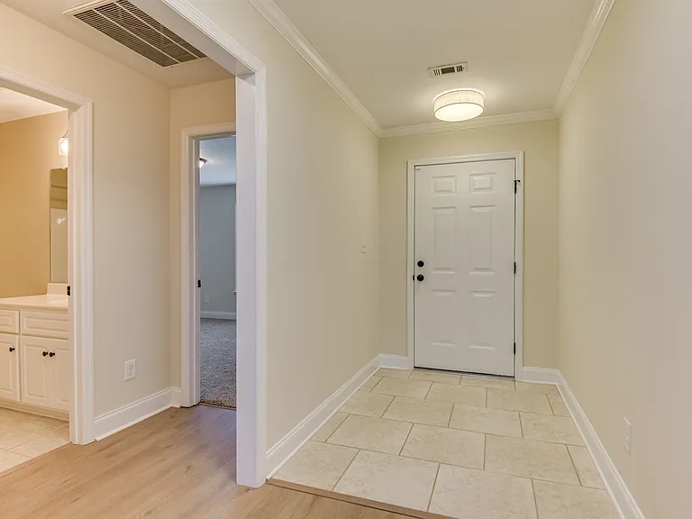 2110 Red Maple Trce — Photo 5