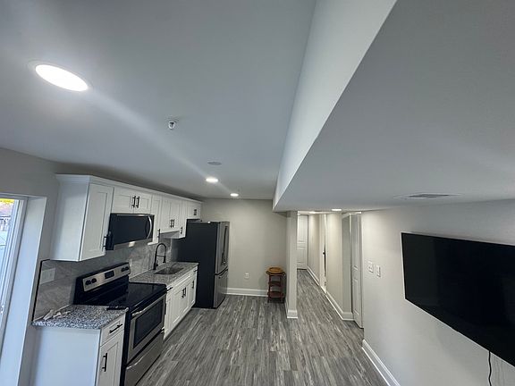 5th image of 1104 Shumi Ct #1