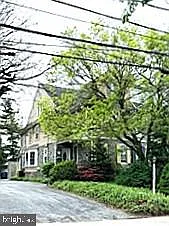 19 Elliott Ave #2