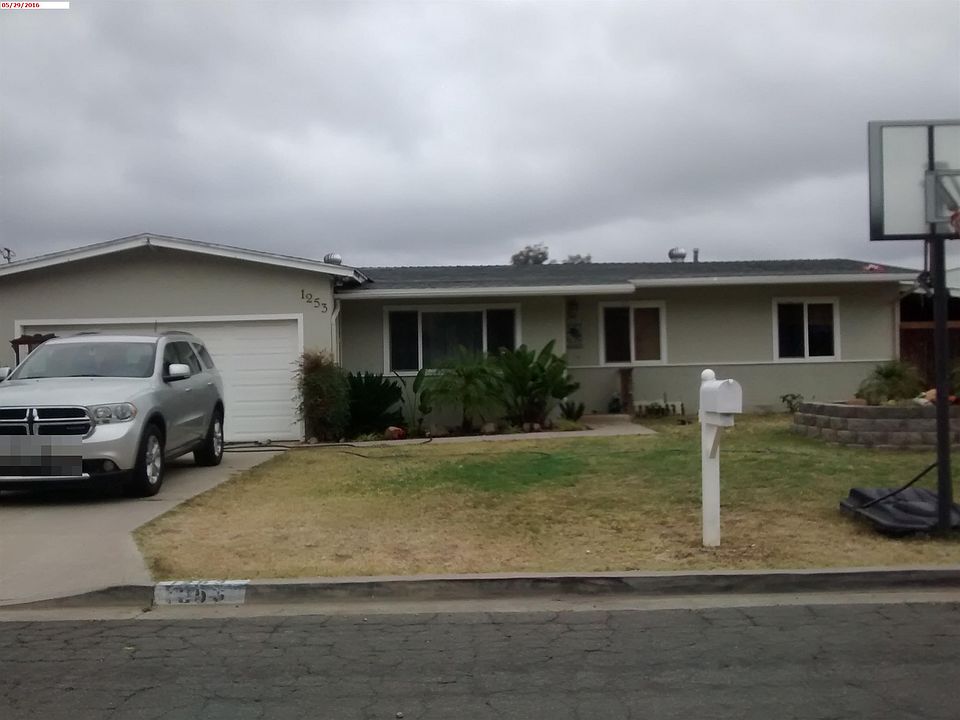 1st image of 1253 Cinchona St
