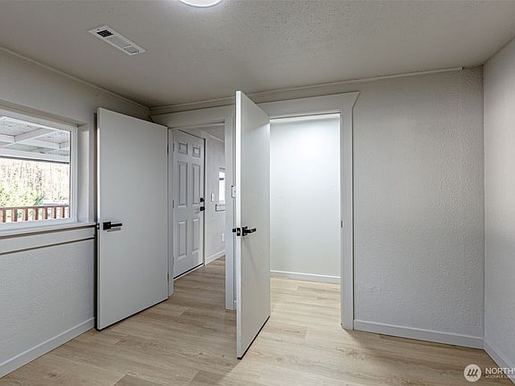 5th image of 316 Bowlin Avenue NE