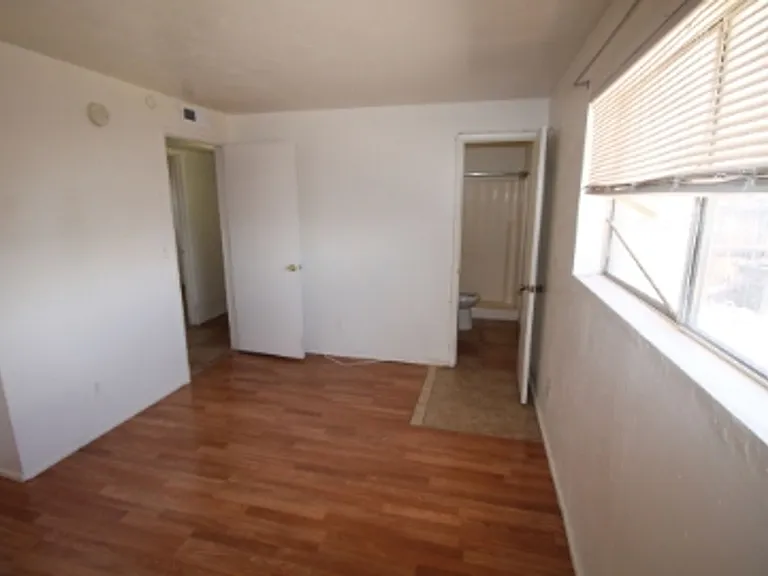 2665 N Leah Pl — Photo 7