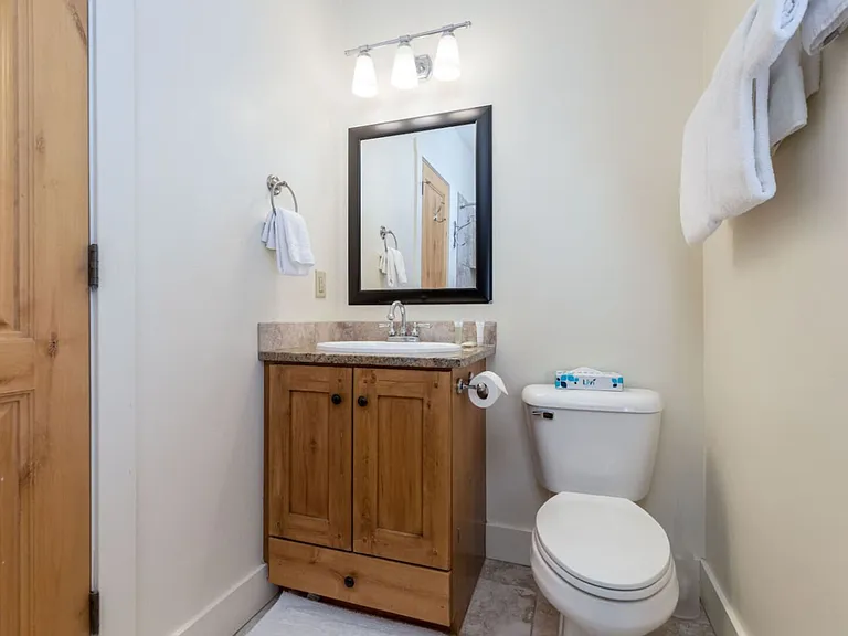 Park Ln S — Photo 16