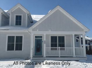 Hillside at O'Brien Farm, South Burlington, VT 05403